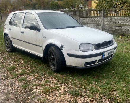 Белый Фольксваген Гольф, объемом двигателя 1.6 л и пробегом 300 тыс. км за 2800 $, фото 4 на Automoto.ua