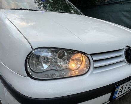 Белый Фольксваген Гольф, объемом двигателя 1.6 л и пробегом 301 тыс. км за 3500 $, фото 12 на Automoto.ua