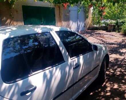 Білий Фольксваген Гольф, об'ємом двигуна 1.9 л та пробігом 300 тис. км за 3000 $, фото 3 на Automoto.ua