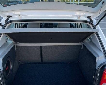 Білий Фольксваген Гольф, об'ємом двигуна 1.4 л та пробігом 226 тис. км за 4600 $, фото 4 на Automoto.ua