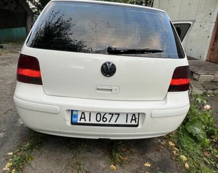 Белый Фольксваген Гольф, объемом двигателя 1.6 л и пробегом 301 тыс. км за 3500 $, фото 3 на Automoto.ua