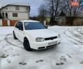 Білий Фольксваген Гольф, об'ємом двигуна 1.4 л та пробігом 334 тис. км за 2650 $, фото 1 на Automoto.ua