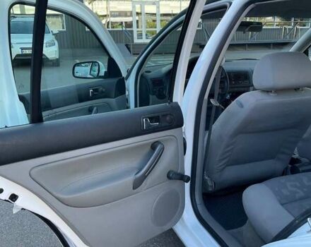 Білий Фольксваген Гольф, об'ємом двигуна 1.4 л та пробігом 226 тис. км за 4600 $, фото 8 на Automoto.ua