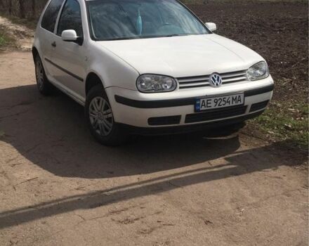 Білий Фольксваген Гольф, об'ємом двигуна 1.4 л та пробігом 326 тис. км за 3100 $, фото 1 на Automoto.ua