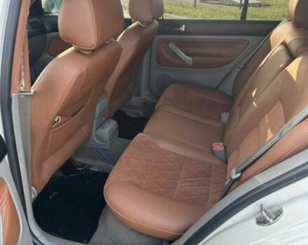 Белый Фольксваген Гольф, объемом двигателя 1.4 л и пробегом 263 тыс. км за 3700 $, фото 4 на Automoto.ua