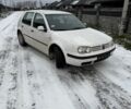 Белый Фольксваген Гольф, объемом двигателя 1.9 л и пробегом 250 тыс. км за 1750 $, фото 1 на Automoto.ua