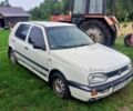 Белый Фольксваген Гольф, объемом двигателя 0 л и пробегом 220 тыс. км за 1700 $, фото 1 на Automoto.ua
