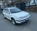 Белый Фольксваген Гольф, объемом двигателя 1.6 л и пробегом 320 тыс. км за 3250 $, фото 9 на Automoto.ua