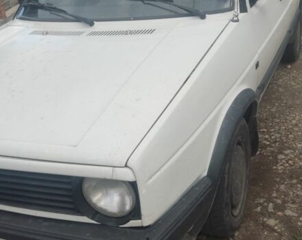 Белый Фольксваген Гольф, объемом двигателя 1.8 л и пробегом 400 тыс. км за 1698 $, фото 2 на Automoto.ua