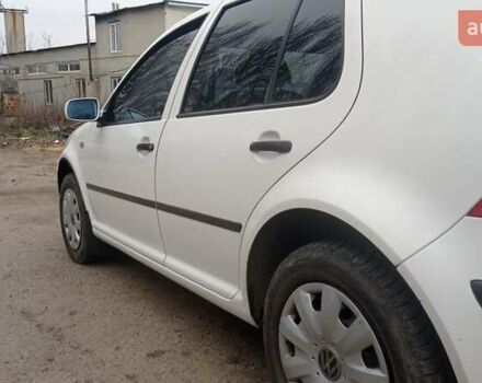 Белый Фольксваген Гольф, объемом двигателя 1.6 л и пробегом 298 тыс. км за 4200 $, фото 3 на Automoto.ua