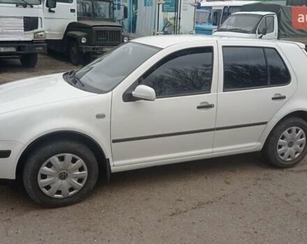 Белый Фольксваген Гольф, объемом двигателя 1.6 л и пробегом 298 тыс. км за 4200 $, фото 7 на Automoto.ua