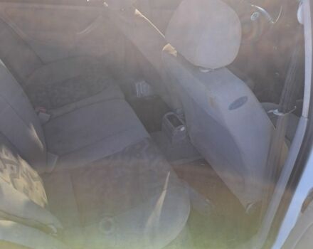 Белый Фольксваген Гольф, объемом двигателя 2 л и пробегом 433 тыс. км за 1106 $, фото 6 на Automoto.ua