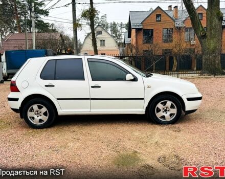 Белый Фольксваген Гольф, объемом двигателя 1.9 л и пробегом 290 тыс. км за 3850 $, фото 5 на Automoto.ua