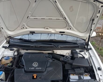 Білий Фольксваген Гольф, об'ємом двигуна 1.6 л та пробігом 298 тис. км за 4200 $, фото 7 на Automoto.ua