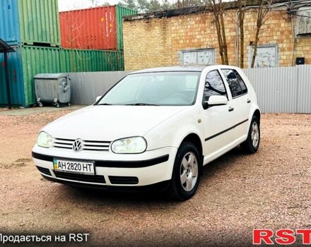 Белый Фольксваген Гольф, объемом двигателя 1.9 л и пробегом 290 тыс. км за 3850 $, фото 10 на Automoto.ua