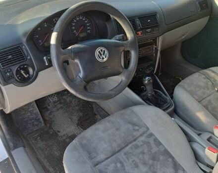 Белый Фольксваген Гольф, объемом двигателя 2 л и пробегом 433 тыс. км за 1106 $, фото 1 на Automoto.ua