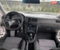 Білий Фольксваген Гольф, об'ємом двигуна 1.6 л та пробігом 366 тис. км за 4300 $, фото 16 на Automoto.ua
