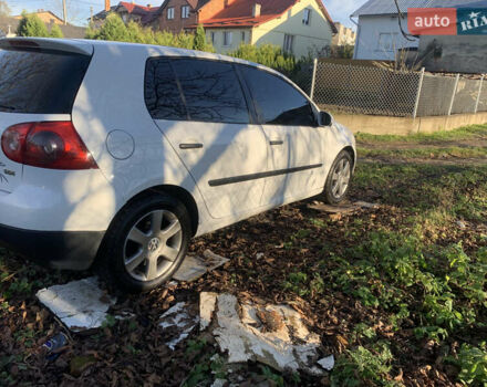 Белый Фольксваген Гольф, объемом двигателя 1.97 л и пробегом 290 тыс. км за 5300 $, фото 9 на Automoto.ua