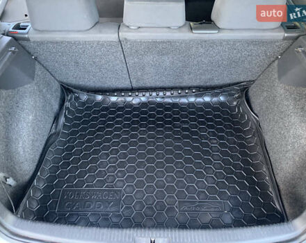 Белый Фольксваген Гольф, объемом двигателя 1.97 л и пробегом 290 тыс. км за 5300 $, фото 19 на Automoto.ua