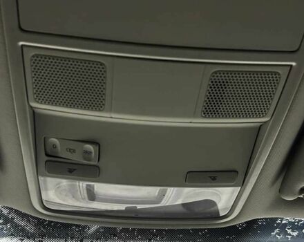 Белый Фольксваген Гольф, объемом двигателя 1.6 л и пробегом 135 тыс. км за 6400 $, фото 11 на Automoto.ua