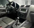 Белый Фольксваген Гольф, объемом двигателя 1.6 л и пробегом 135 тыс. км за 6400 $, фото 14 на Automoto.ua