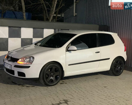 Білий Фольксваген Гольф, об'ємом двигуна 1.6 л та пробігом 280 тис. км за 4500 $, фото 6 на Automoto.ua