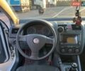 Білий Фольксваген Гольф, об'ємом двигуна 1.6 л та пробігом 264 тис. км за 5199 $, фото 11 на Automoto.ua