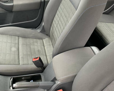 Белый Фольксваген Гольф, объемом двигателя 1.4 л и пробегом 181 тыс. км за 5570 $, фото 30 на Automoto.ua