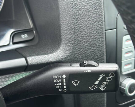 Белый Фольксваген Гольф, объемом двигателя 1.6 л и пробегом 215 тыс. км за 6500 $, фото 125 на Automoto.ua