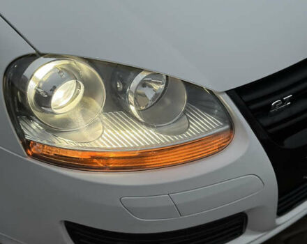 Белый Фольксваген Гольф, объемом двигателя 1.6 л и пробегом 215 тыс. км за 6500 $, фото 143 на Automoto.ua