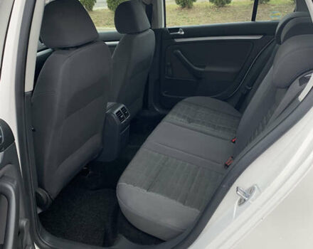 Белый Фольксваген Гольф, объемом двигателя 1.4 л и пробегом 181 тыс. км за 5570 $, фото 20 на Automoto.ua