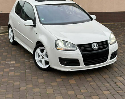 Белый Фольксваген Гольф, объемом двигателя 1.6 л и пробегом 215 тыс. км за 6500 $, фото 1 на Automoto.ua