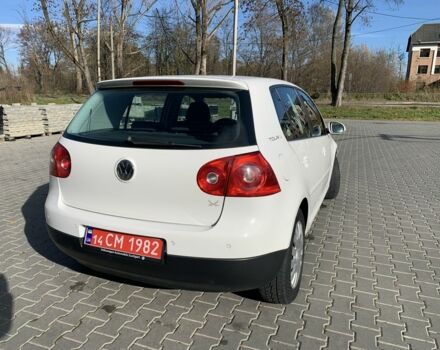 Білий Фольксваген Гольф, об'ємом двигуна 1.4 л та пробігом 180 тис. км за 5750 $, фото 5 на Automoto.ua
