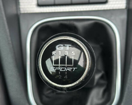 Белый Фольксваген Гольф, объемом двигателя 1.6 л и пробегом 215 тыс. км за 6500 $, фото 129 на Automoto.ua