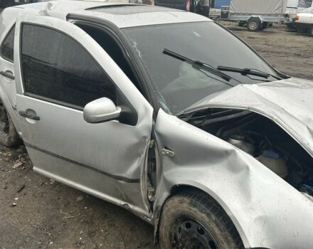 Белый Фольксваген Гольф, объемом двигателя 2.5 л и пробегом 213 тыс. км за 1500 $, фото 3 на Automoto.ua