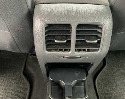 Белый Фольксваген Гольф, объемом двигателя 1.4 л и пробегом 181 тыс. км за 5570 $, фото 23 на Automoto.ua