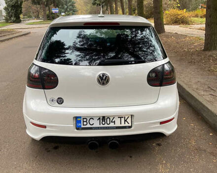 Белый Фольксваген Гольф, объемом двигателя 1.4 л и пробегом 197 тыс. км за 6500 $, фото 5 на Automoto.ua