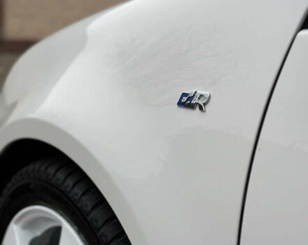 Белый Фольксваген Гольф, объемом двигателя 1.6 л и пробегом 215 тыс. км за 6500 $, фото 48 на Automoto.ua