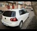Белый Фольксваген Гольф, объемом двигателя 1.6 л и пробегом 280 тыс. км за 5600 $, фото 1 на Automoto.ua