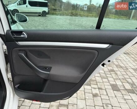 Белый Фольксваген Гольф, объемом двигателя 1.4 л и пробегом 195 тыс. км за 7200 $, фото 18 на Automoto.ua