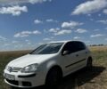 Білий Фольксваген Гольф, об'ємом двигуна 1.6 л та пробігом 65 тис. км за 10000 $, фото 1 на Automoto.ua