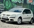 Белый Фольксваген Гольф, объемом двигателя 1.6 л и пробегом 305 тыс. км за 5200 $, фото 1 на Automoto.ua