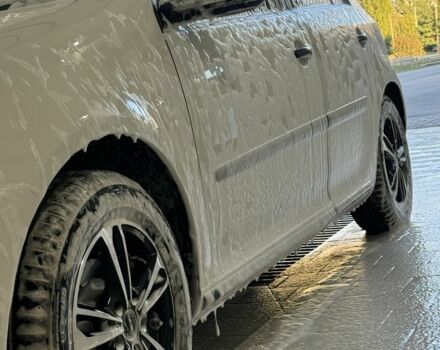 Білий Фольксваген Гольф, об'ємом двигуна 1.6 л та пробігом 65 тис. км за 10000 $, фото 2 на Automoto.ua