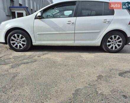Белый Фольксваген Гольф, объемом двигателя 1.4 л и пробегом 227 тыс. км за 8300 $, фото 1 на Automoto.ua