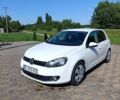 Білий Фольксваген Гольф, об'ємом двигуна 1.4 л та пробігом 217 тис. км за 7000 $, фото 1 на Automoto.ua