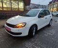 Белый Фольксваген Гольф, объемом двигателя 1.4 л и пробегом 200 тыс. км за 5800 $, фото 1 на Automoto.ua