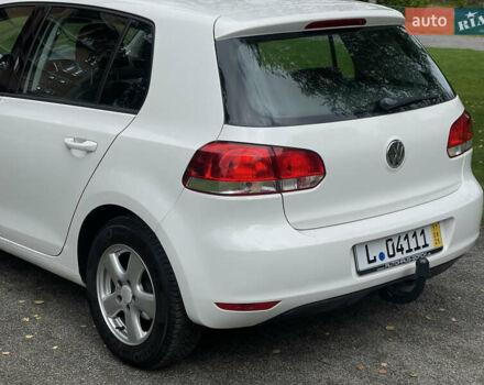 Білий Фольксваген Гольф, об'ємом двигуна 1.6 л та пробігом 185 тис. км за 7799 $, фото 8 на Automoto.ua