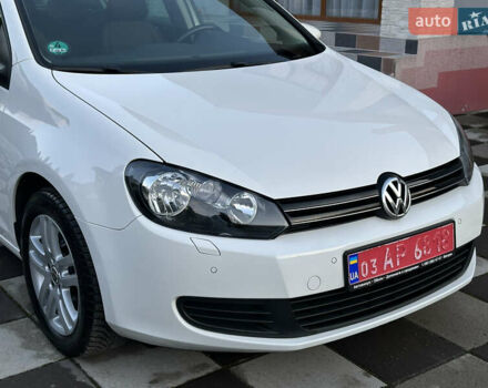 Белый Фольксваген Гольф, объемом двигателя 1.8 л и пробегом 103 тыс. км за 8500 $, фото 9 на Automoto.ua