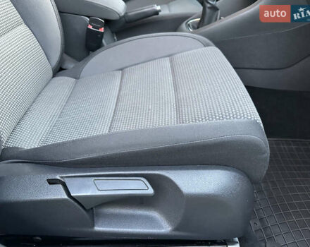 Белый Фольксваген Гольф, объемом двигателя 1.8 л и пробегом 103 тыс. км за 8500 $, фото 65 на Automoto.ua