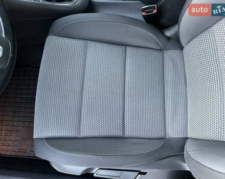 Белый Фольксваген Гольф, объемом двигателя 1.8 л и пробегом 103 тыс. км за 8500 $, фото 32 на Automoto.ua